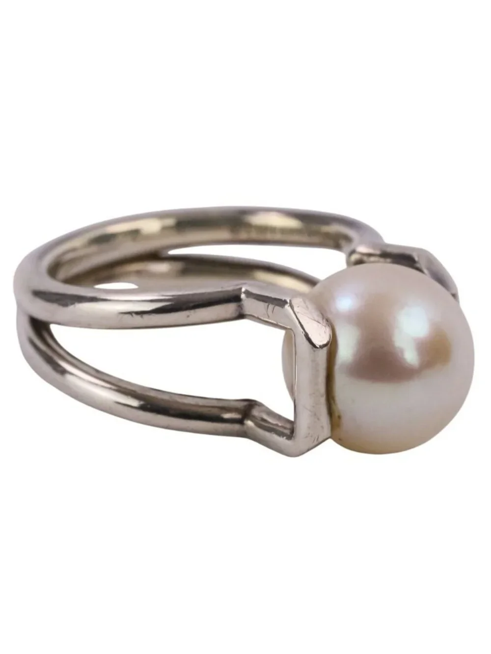 Tiffany & Co HardWear Fresh Water Pearl Ring Silver